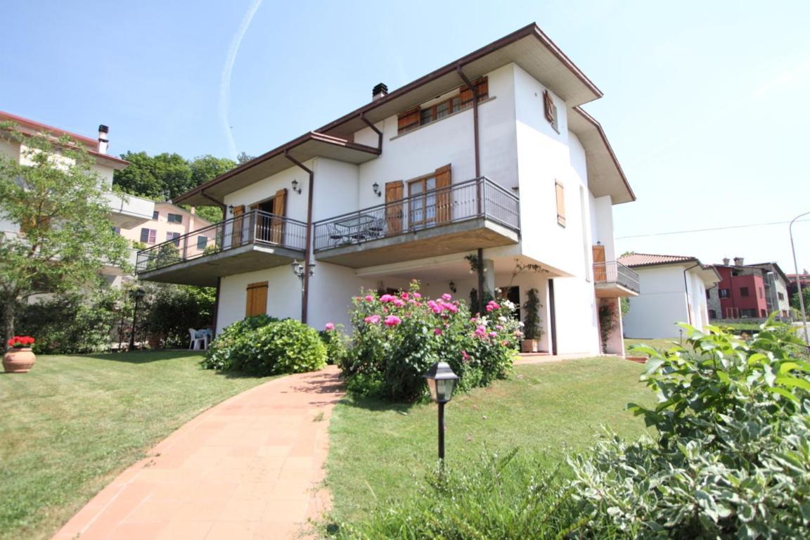 B&B Margherita Le Fiabe SantʼAgata Feltria Esterno foto